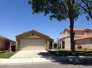 2236 Carnation Ave, Hemet, CA 92545