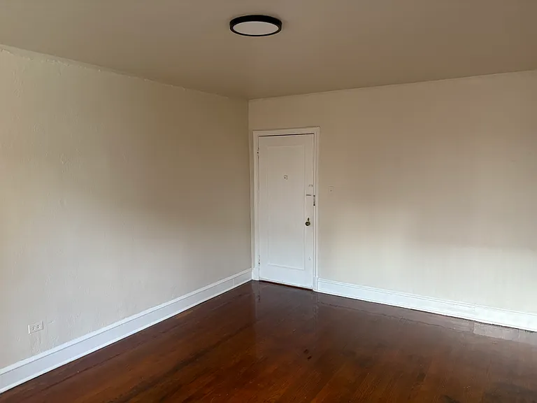 3427 W Grace St #3 — Photo 3
