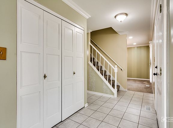 5th image of 405 Creighton Ln