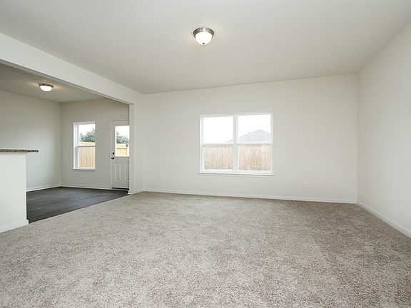 3rd image of 2073 Saras Way