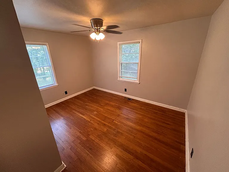 4107 Arlington Cir NW — Photo 6