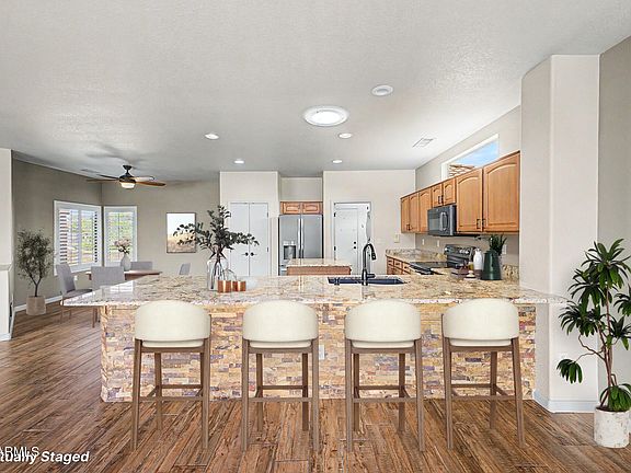 5th image of 15764 W SPRING TREE Way
