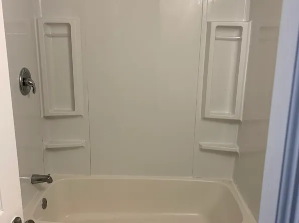 3730 S Delsea Dr #1B, Vineland, NJ 08360