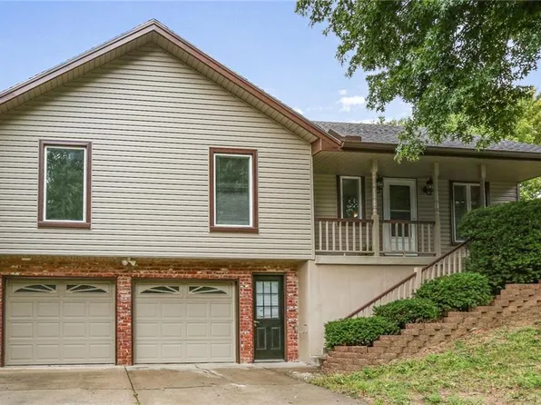 1420 Andrea Dr, Liberty, MO 64068