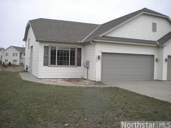 3rd image of 1920 Knollwood Cir