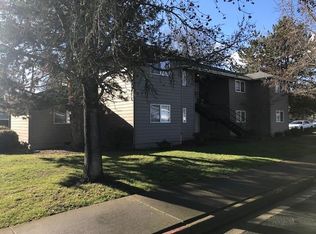 550 Van Wey Cir, Eagle Pt, OR 97524