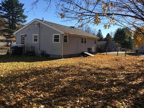 3rd image of 43 Clarke Dr