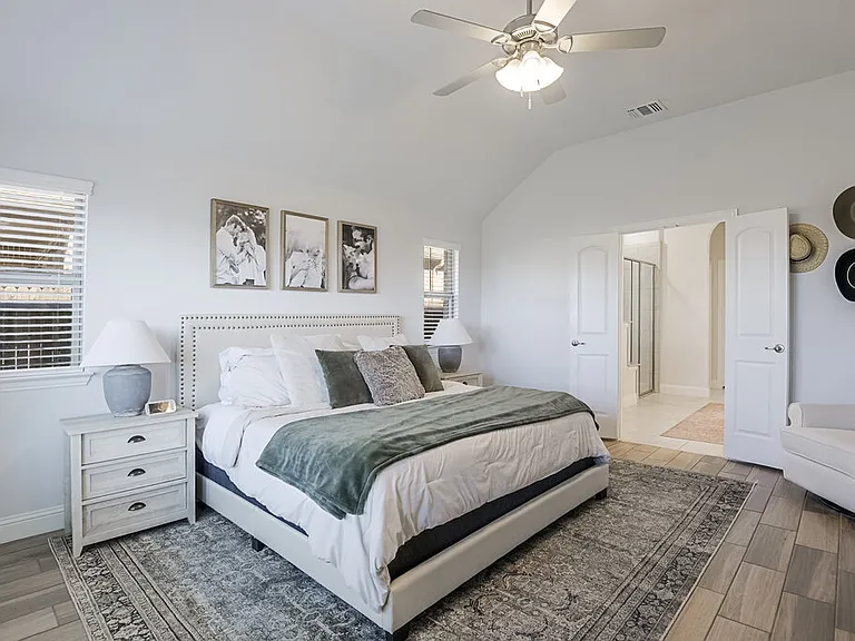982 E Villas Ct — Photo 5