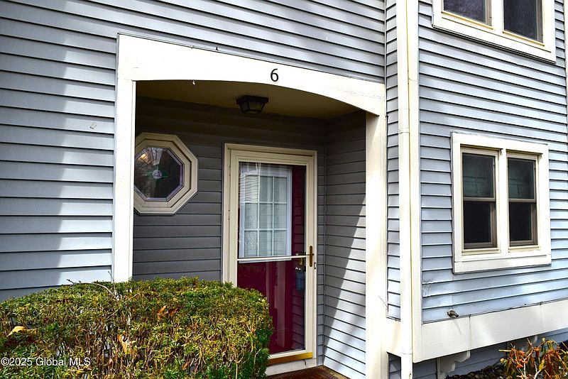 2nd image of 6 Putnam Court