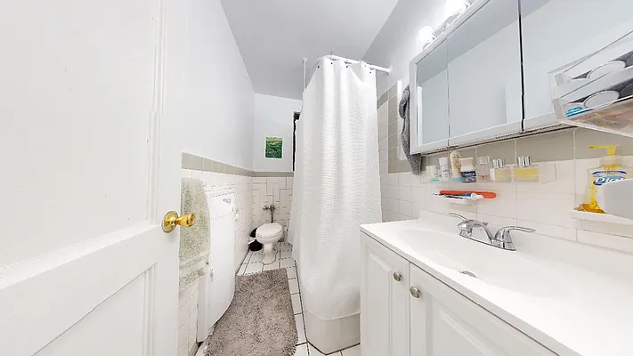 Rented by Bond New York | media 10