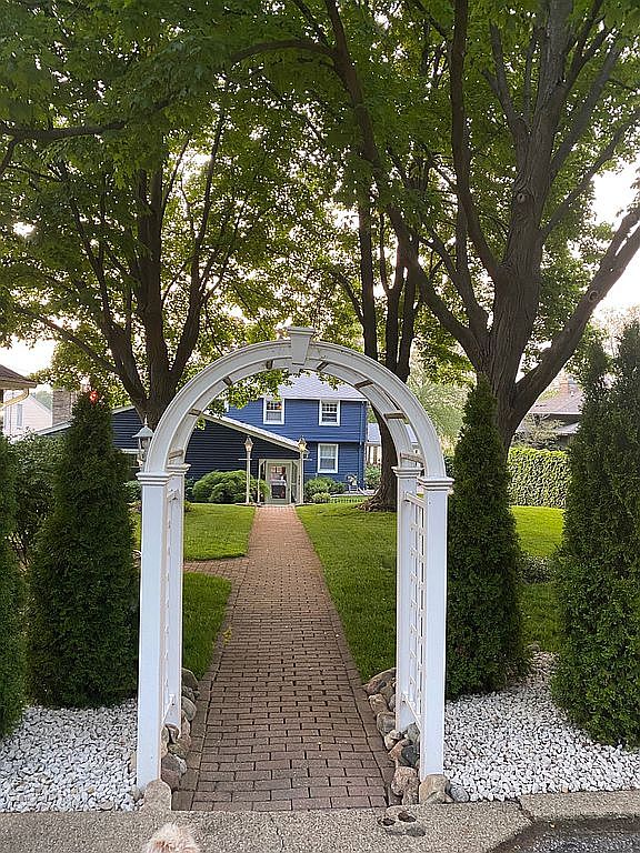 928 Capital Ave SW, Battle Creek, MI 49015 Zillow