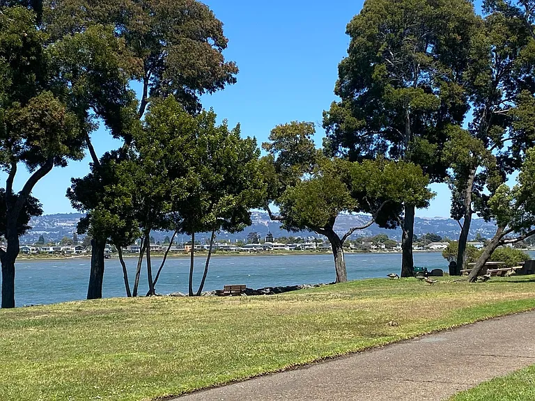 2750 Sea View Pkwy — Photo 32