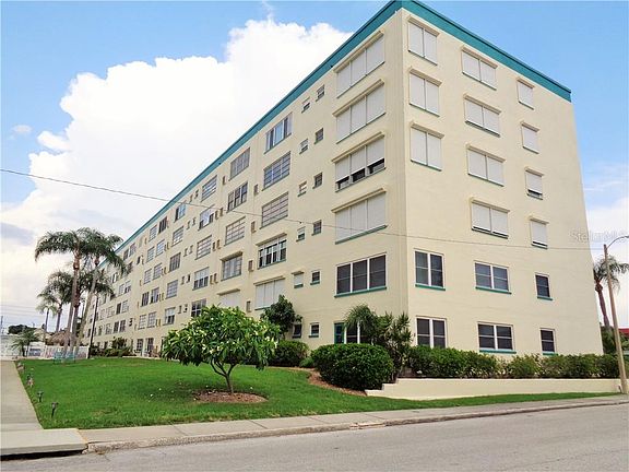 2nd image of 2960 59th St S APT 403