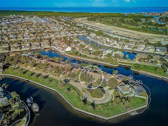 2nd image of 5636 Skimmer Dr