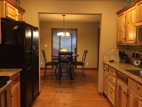5th image of 4812 N Creekwood Dr
