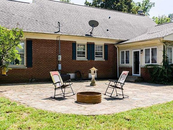 3rd image of 5135 Alben Barkley Dr