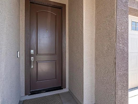 2nd image of 9999 E Palmdale Ln