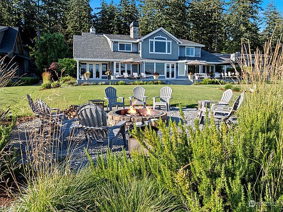 4th image of 9210 Driftwood Cove NW