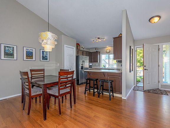 4th image of 4408 NE 133rd Ct