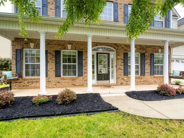 119 Berwick Ct, Easley, SC 29642