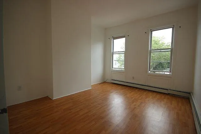 1 bed, 700 sqft, $1,800 — Photo 4