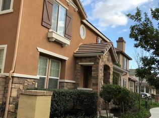 910 N Azalea Way, Azusa, CA 91702