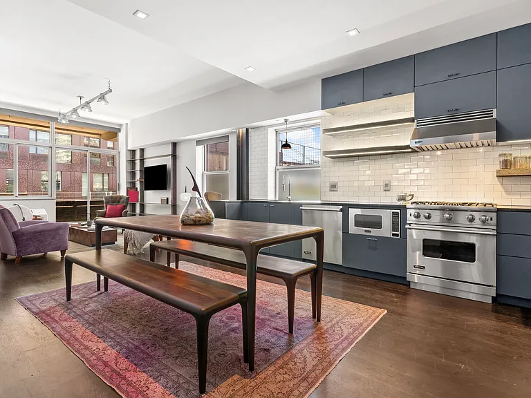 29 S 3rd St #3D — Photo 3