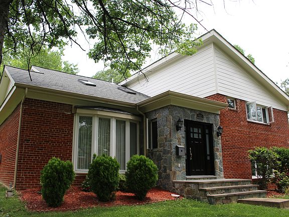 5th image of 9915 Ashburton Ln