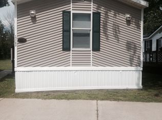 17143 Detroiter Ave, Davisburg, MI