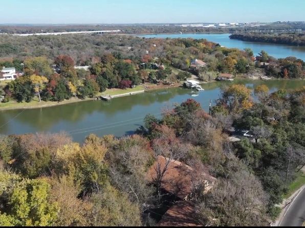 8316 Shore View Dr, Fort Worth, TX 76108