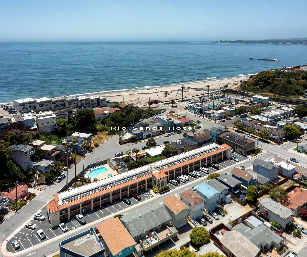 Building Photo - Rio Sands Condominiums