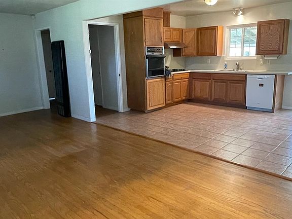 4th image of 1798 Larry Drive