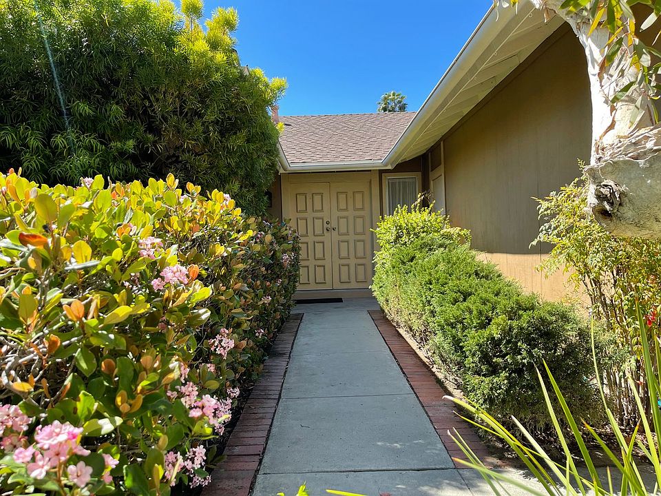 1st image of 6966 Mewall Dr