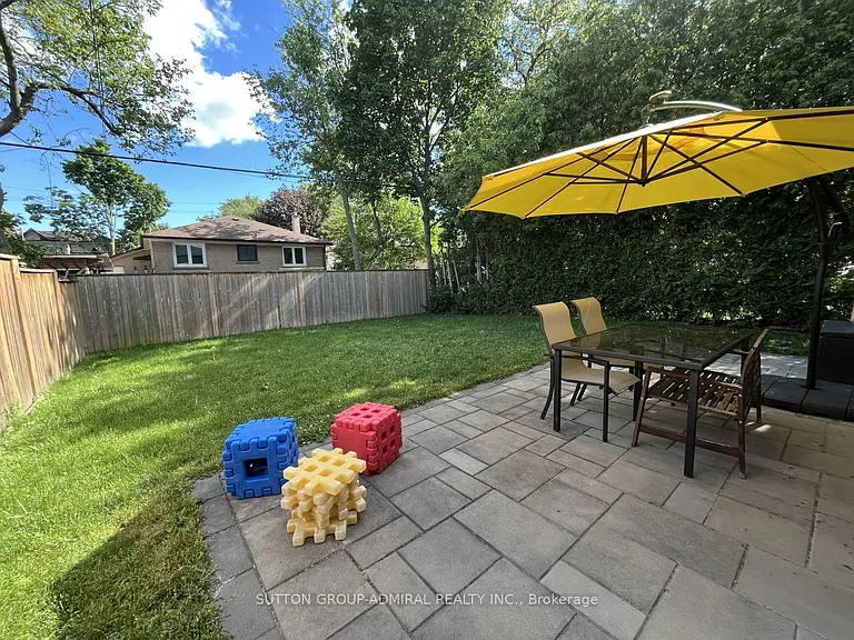 81 Searle Ave — Photo 40