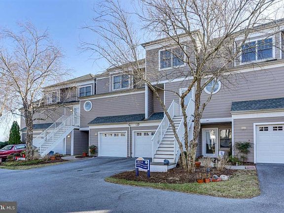 2nd image of 38314 Beachview Ct APT 1077