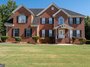 125 Travis Trl, Fayetteville, GA 30215