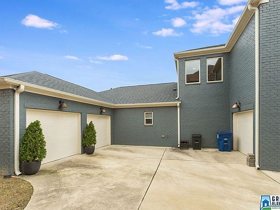 2nd image of 4051 Buell Ln