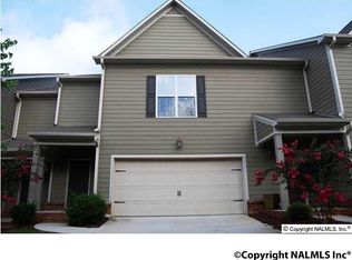 202 Treetop Dr, Huntsville, AL 35801