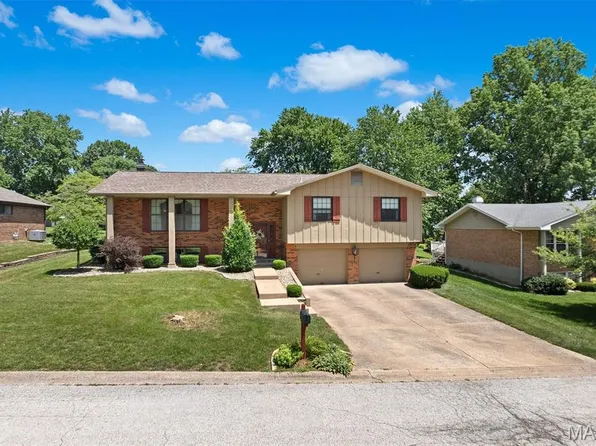 6201 Heritage Station Rd, Belleville, IL 62223