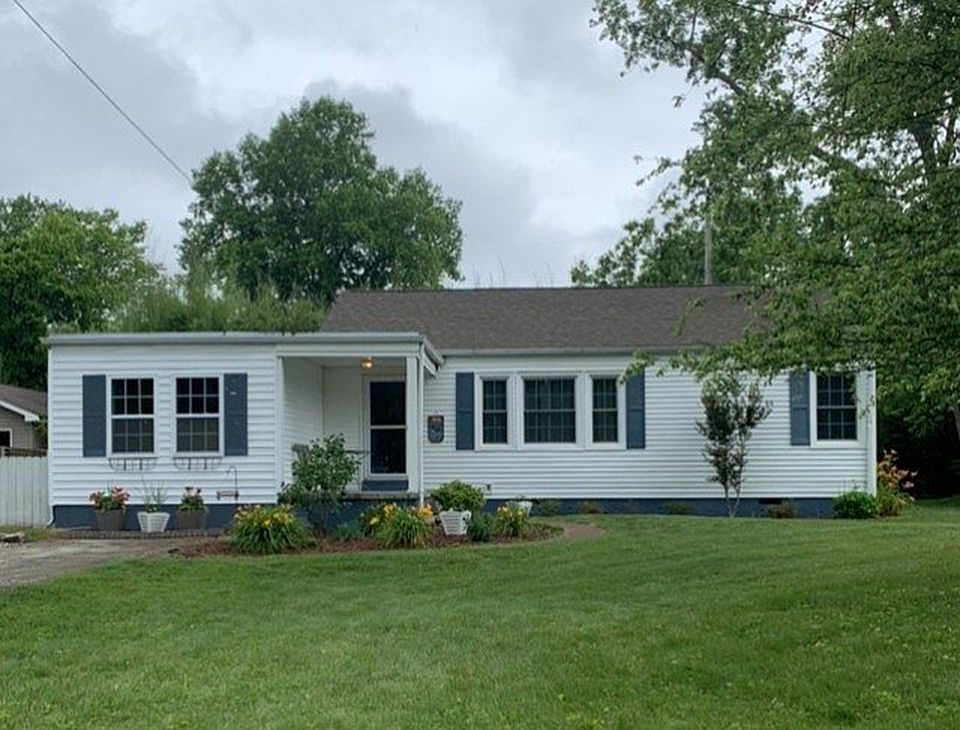 303 Canterbury Dr - Property Image