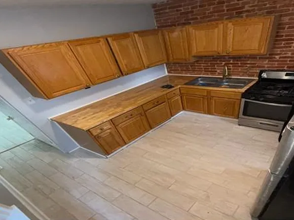 803 N Dupont St, Wilmington, DE 19805