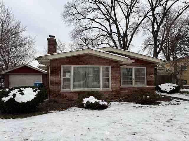 1st image of 286 Spruce Ln
