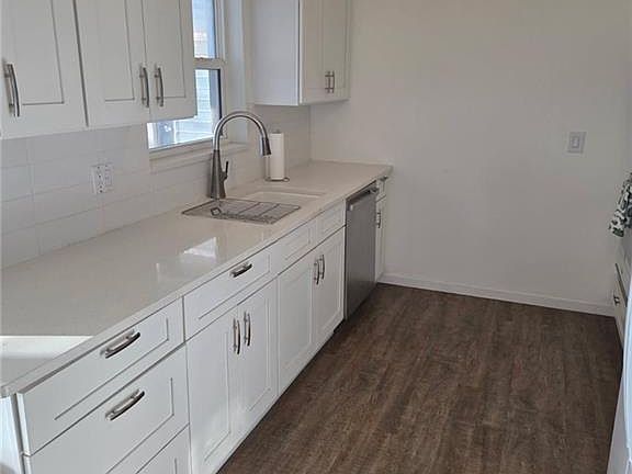 3rd image of 5521 Granada Rd