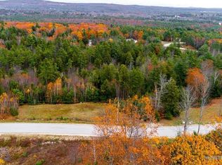 28 Saunders Rd, Mechanic Falls, ME 04256