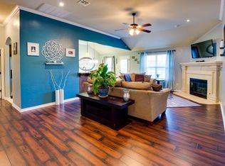 10649 Turtlewood Dr, Midwest City, OK 73130