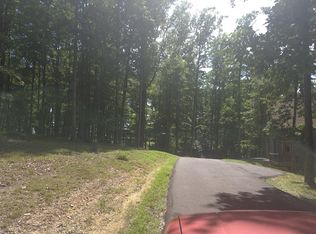 583 SW Cliff Park Rd, Monterey, TN 38574