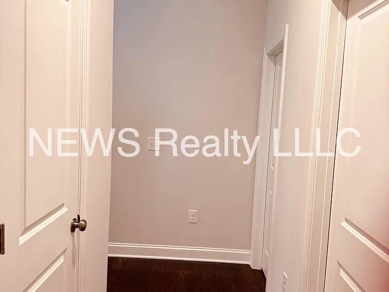 5404 Wallace Martin Way — Photo 31