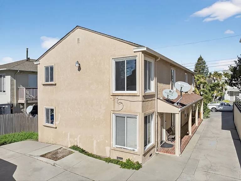 1866 Dwight Way — Photo 9