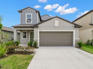 2562 Leonia Ln, Zephyrhills, FL 33541