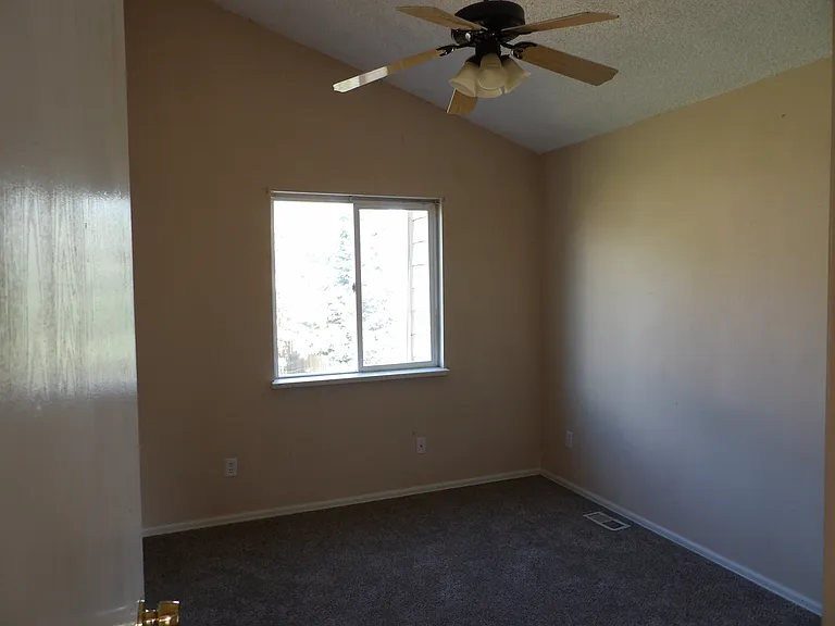 3483 Foxridge Dr — Photo 22
